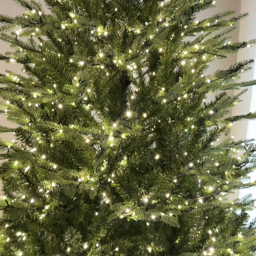 Pinheiro de Natal 900 Galhos [ + LED DE BRINDE ]